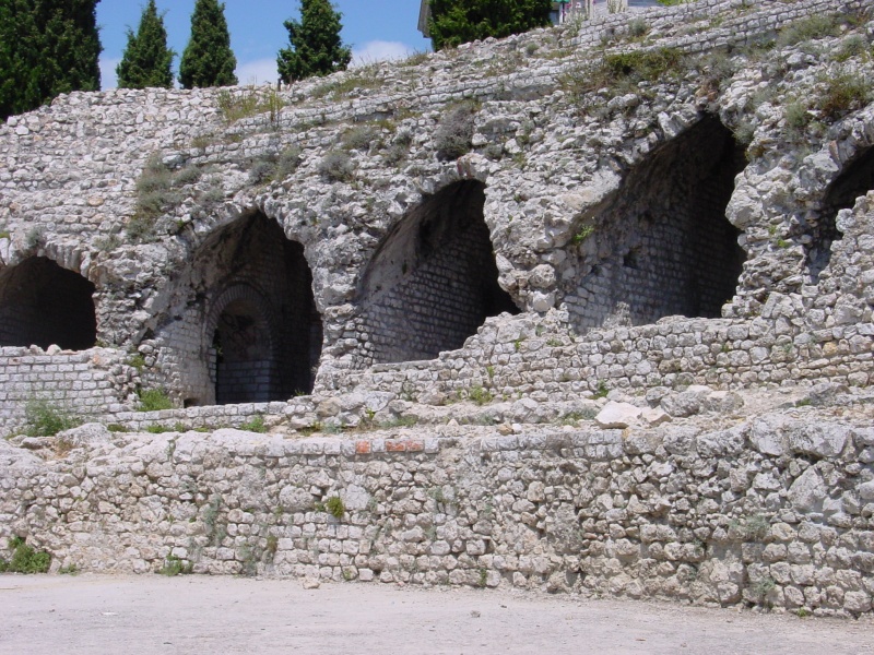 Nizza Amphitheater.JPG -                                